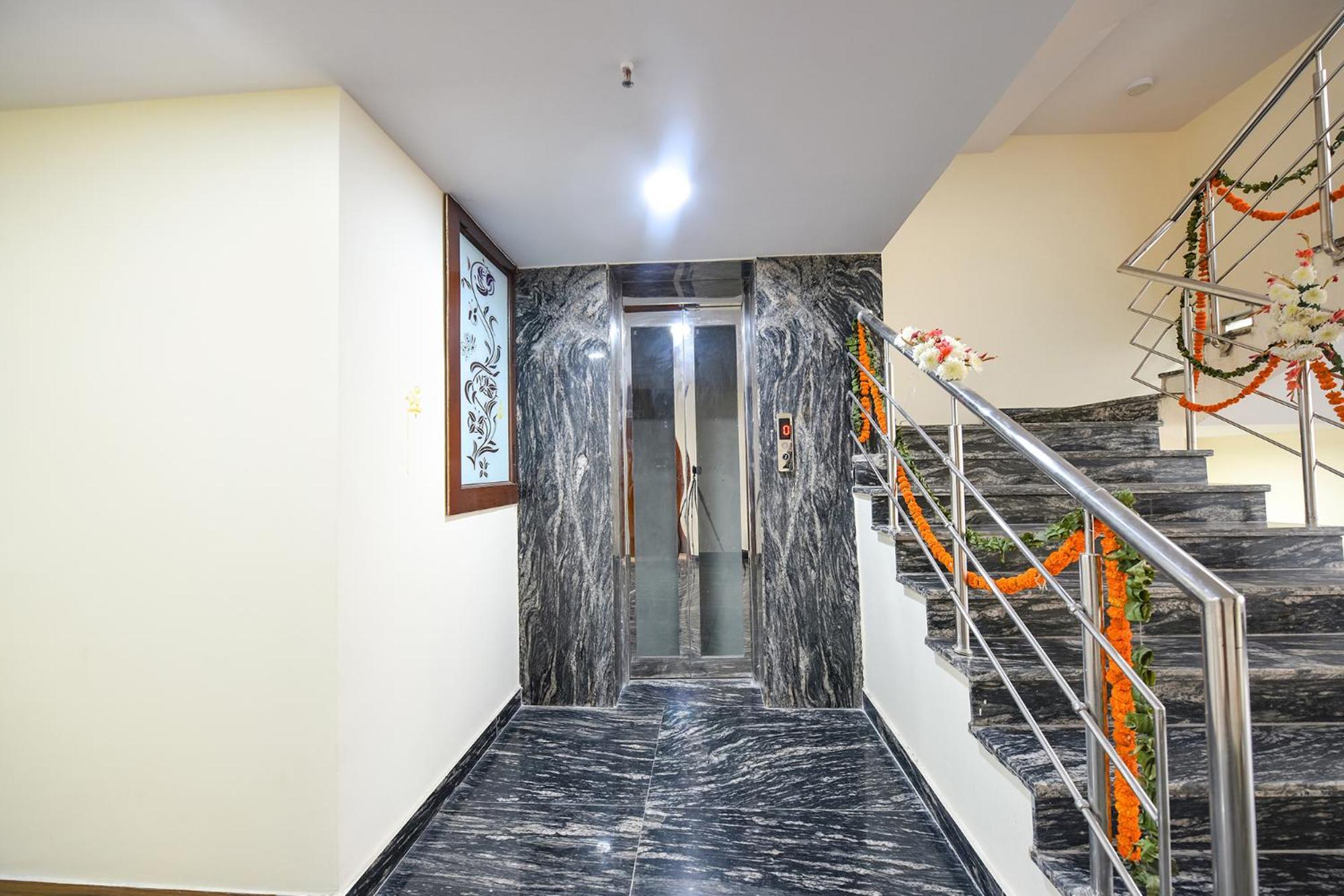 Fabhotel Mona International Yeni Delhi Dış mekan fotoğraf