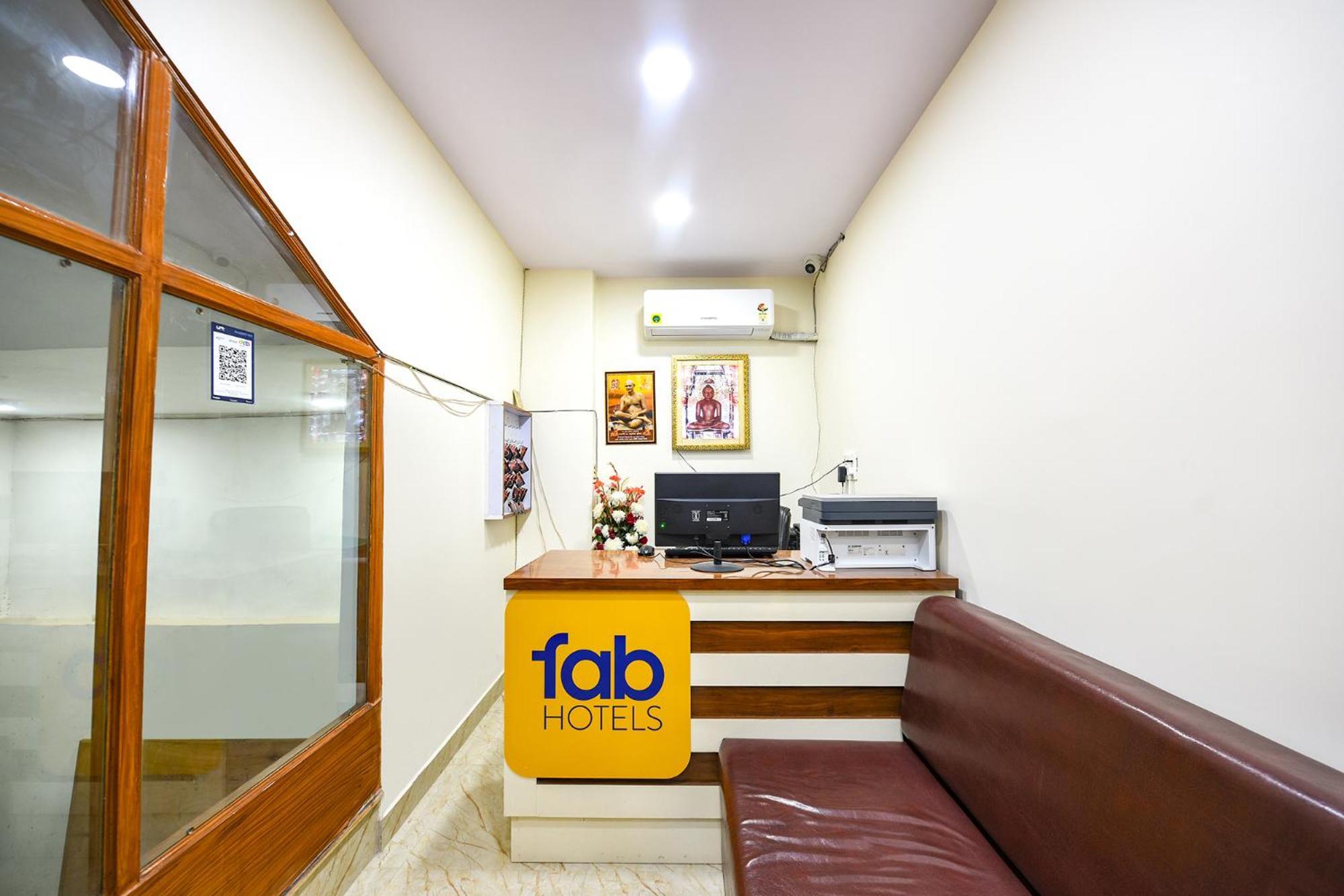 Fabhotel Mona International Yeni Delhi Dış mekan fotoğraf